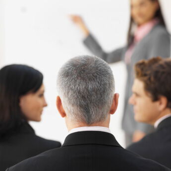 Unsere Seminar- und Workshopangebote: Selbstmanagement, Zeitmanagement, Burnout, Stress, Konflikte, Motivation, Mobbing, Betriebsklima, Systemische Organisationsaufstellung, Gesundheitsprogramme, Entspannung, Fehlzeiten - The Good Solution GmbH - www.the-good-solution.com